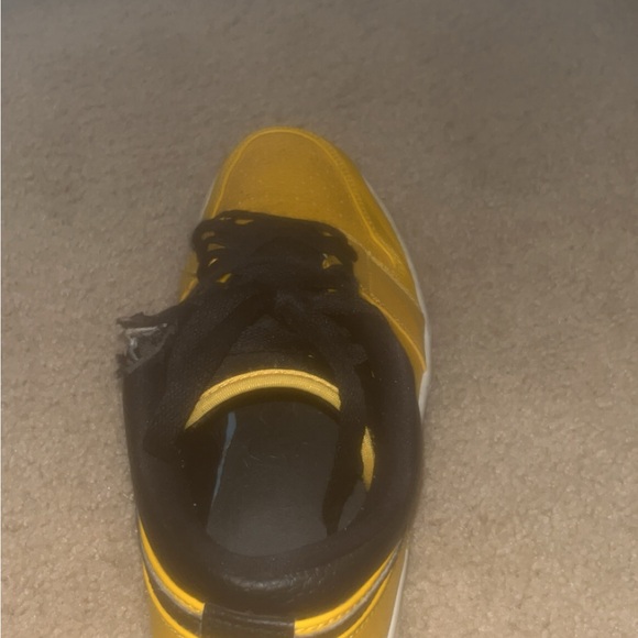 Air Jordan low yellow - Picture 4 of 8